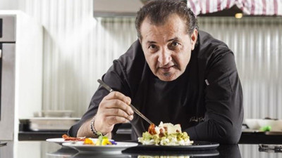 Mehmet Şef’in restoranındaki fiyatlar gündem oldu! Sosyal medya ikiye bölündü