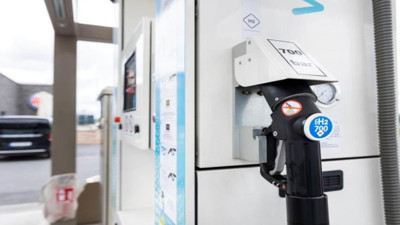 Benzin artık tarihe karışıyor! Yeni yakıt 700 kat daha güçlü...