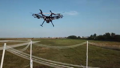 Gökyüzünün Fatihleri Droneler havada şarj oluyor