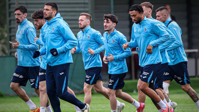Trabzonspor’un kamp kadrosu sürpriz isimle açıklandı
