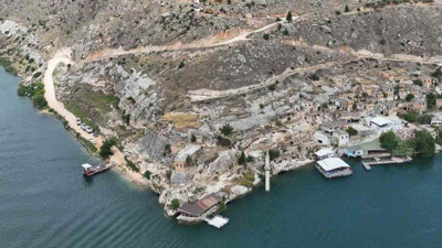 Tekne ile ulaşım sağlanıyordu! 25 yıllık hasret sona erdi