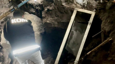 Tarihi kalede kazı yapanlar yakalandı