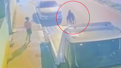 TikTok’tan görüp denedi! Gözünü hastanede açtı