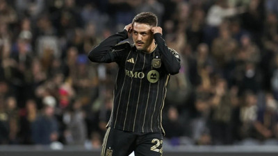 Cengiz Ünder'den muhteşem gol! Kaleci ne olduğunu anlayamadı