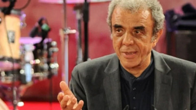 Türk sinemasının ünlü yönetmeni Ali Özgentürk hayatını kaybetti