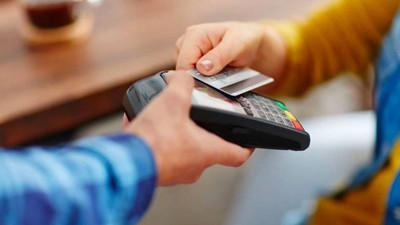 Türkiye'de kartlı harcamalar uçuşa geçti