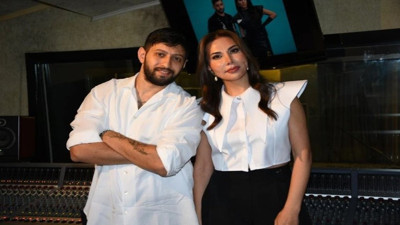 Türk müziğinin güçlü sesi Ebru Yaşar’dan çifte sürpriz!