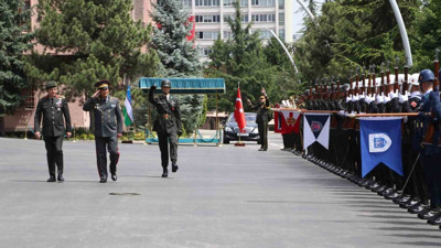 Orgeneral Gürak, Özbek mevkidaşı Tümgeneral İminov ile görüştü