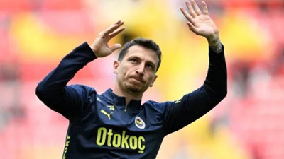 Milyonda bir görülen hastalığa yakalanmıştı: Mert Hakan taburcu oldu