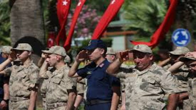 Engelli gençlerden bir günlük askerlik sevinci