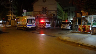 Konak’ta kanlı gece: İşletmeci vuruldu