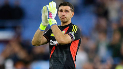 Emiliano Martinez Aston Villa'ya veda etti