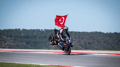 Toprak Razgatlıoğlu, Çekya'da zirveye çıktı