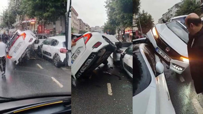 Esenyurt’ta film gibi kaza: Araç aracın üzerine düştü