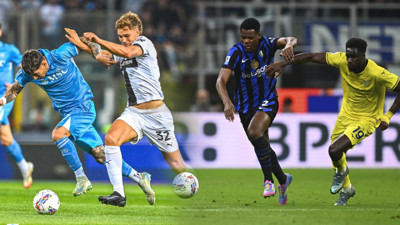 İtalya’da son haftaya nefes nefese giriliyor: Inter kısmeti tepti, Napoli lider kapattı