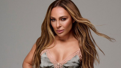 Ziynet Sali sahnede bayıldı. Hayranlarını korkuttu