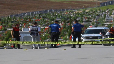 Mezarlıkta silahlı ve bıçaklı kavga: 1 ölü, 2 yaralı