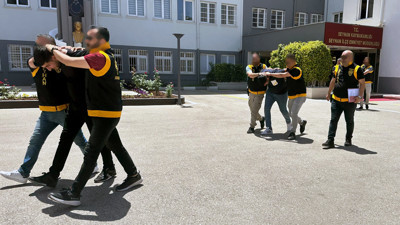 Eski sevgili öfkesi kafeyi kurşunladılar