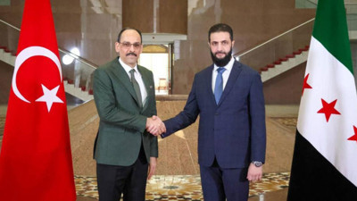 MİT Başkanı Kalın, Şara ve heyetiyle görüştü