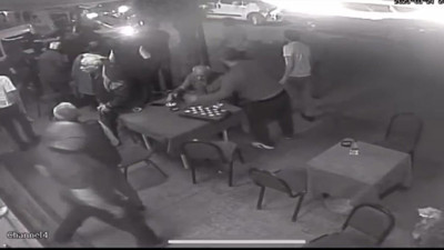 Sahilde korkunç cinayet! Yüzlerce kişinin gözü önünde vurdu