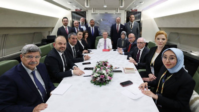 Erdoğan'dan adaylık açıklaması! Özgür Özel'e seslendi