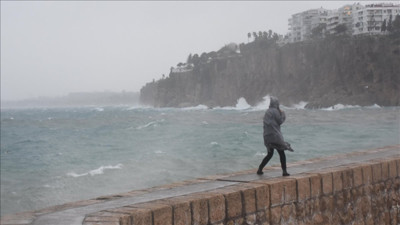 Meteoroloji uyardı: Antalya’da fırtına alarmı! İşte detaylar (22 Mayıs 2025)