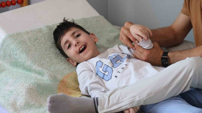 Uykusunda kabus gibi çöktü! Bir ısırık hayatını kararttı