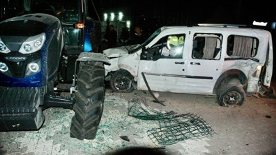 Yoldan çıkıp traktöre çarptı: 1 ölü