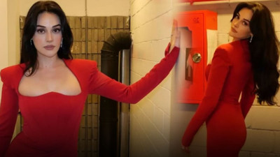 Esra Bilgiç kırmızı elbisesiyle mest etti! Beğeni butonu çöktü