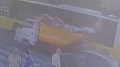 Çöp kamyonu temizlikçiyi pestil gibi çiğnedi