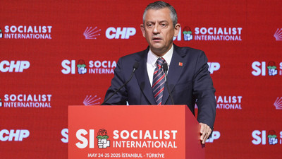 Özel, Sosyalist Enternasyonal'de konuştu: Türkiye sivil darbe sürecinde