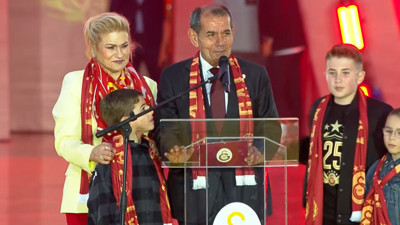 Beş yıldızlı kutlamada gündem Osimhen transferi... Dursun Özbek açıkladı