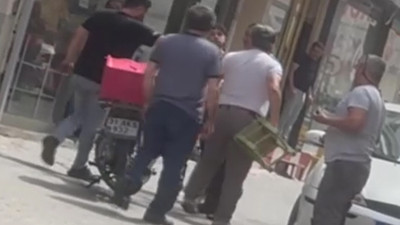 Kurye ile esnaf arasında tabureli gerilim