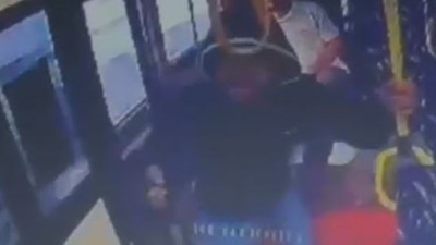 Husumetlisini dolmuşta yakaladı! Ardı ardına tabancayı çekti