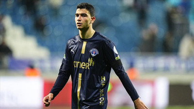 Kasımpaşa'dan Premier Lig'e giden genç yıldıza veda: 'Bu semtin çocuğu...'