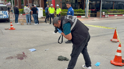 Antalya’da kanlı çatışma! Sopalar, bıçaklar havada uçuştu