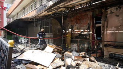 Gümüşhane’de iş merkezinde çıkan yangın paniğe neden oldu