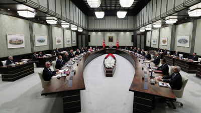 Kabine bugün toplanıyor! Masada neler var?