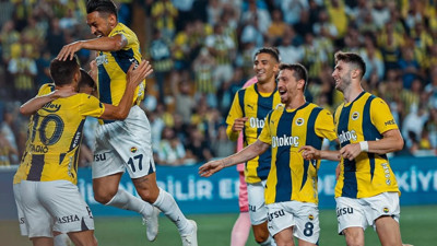 Arda Turan, Fenerbahçeli oyuncu için yarışa girdi