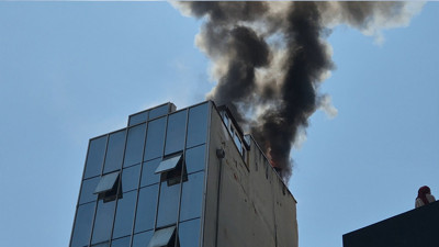 Dumanlar gökyüzü sardı! Çevrede korku dolu anlar yaşandı