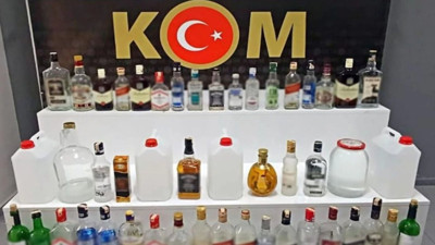 Isparta’da dev operasyon! Litrelerce kaçak içki ele geçirildi