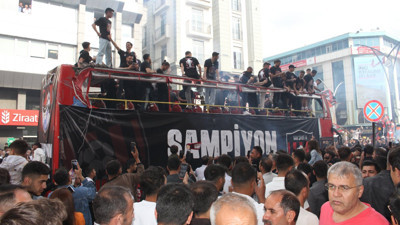 Vanspor'un 1. Lig'i coşkuyla kutladı