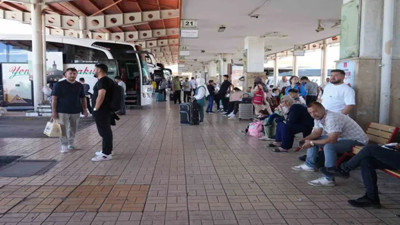 Otogarlarda bayram yoğunluğu! Ek seferler düzenleniyor