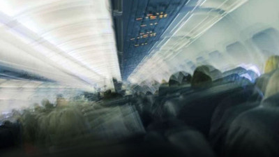 Fırtınada türbülansa giren uçak acil iniş yaptı! Havada korku dolu anlar...