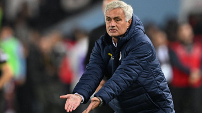 Chelsea efsanesi Mourinho’ya teşhis koydu: “Eski seviyesine dönmesi için…”