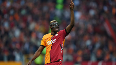 Galatasaray'a şok: Osimhen için dünya devi devrede