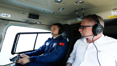 İstanbul Valisi Gül, kentte helikopterle denetlemede bulundu