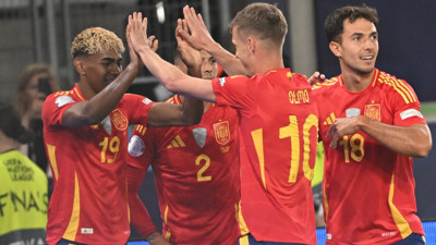 Gol düellosu İspanya’nın: Finalde Portekiz’in rakibi oldu