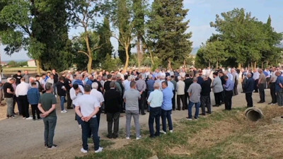 Gelenek yine yerine getirildi! 10 bin kişi aynı anda bayramlaştı