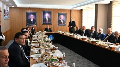 MHP Genel Başkanı Bahçeli'den bayram ziyareti...